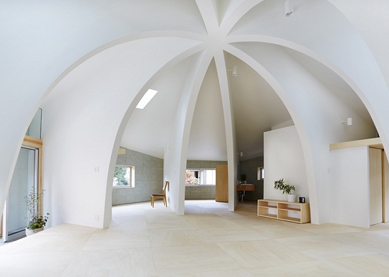 House-I-by-Hiroyuki-Shinozaki-Architects_dezeen_ss_12.jpg