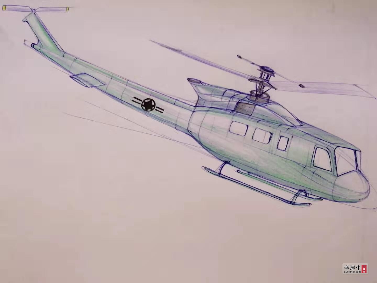 画直升机巨型图片