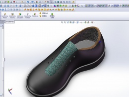 SolidWorks建了个鞋